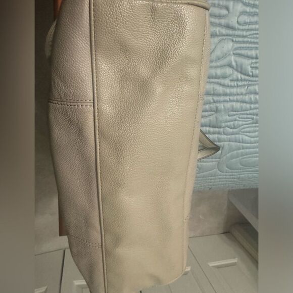 Tignanello Tan organizer bag - Picture 8 of 8